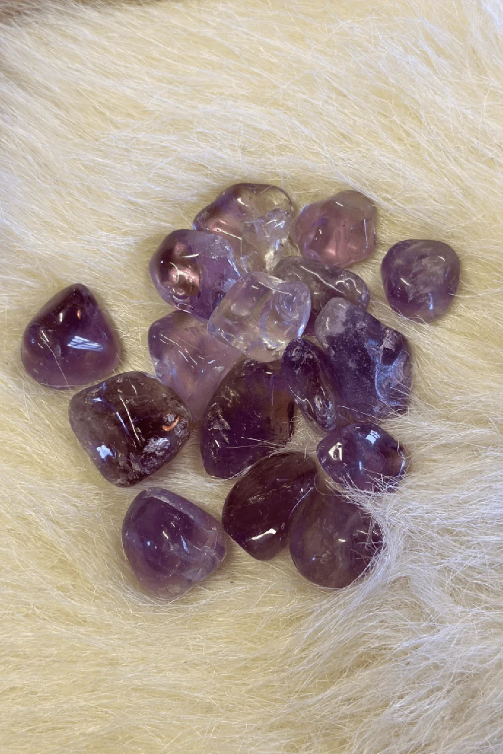 Stones & Gems / Piedras