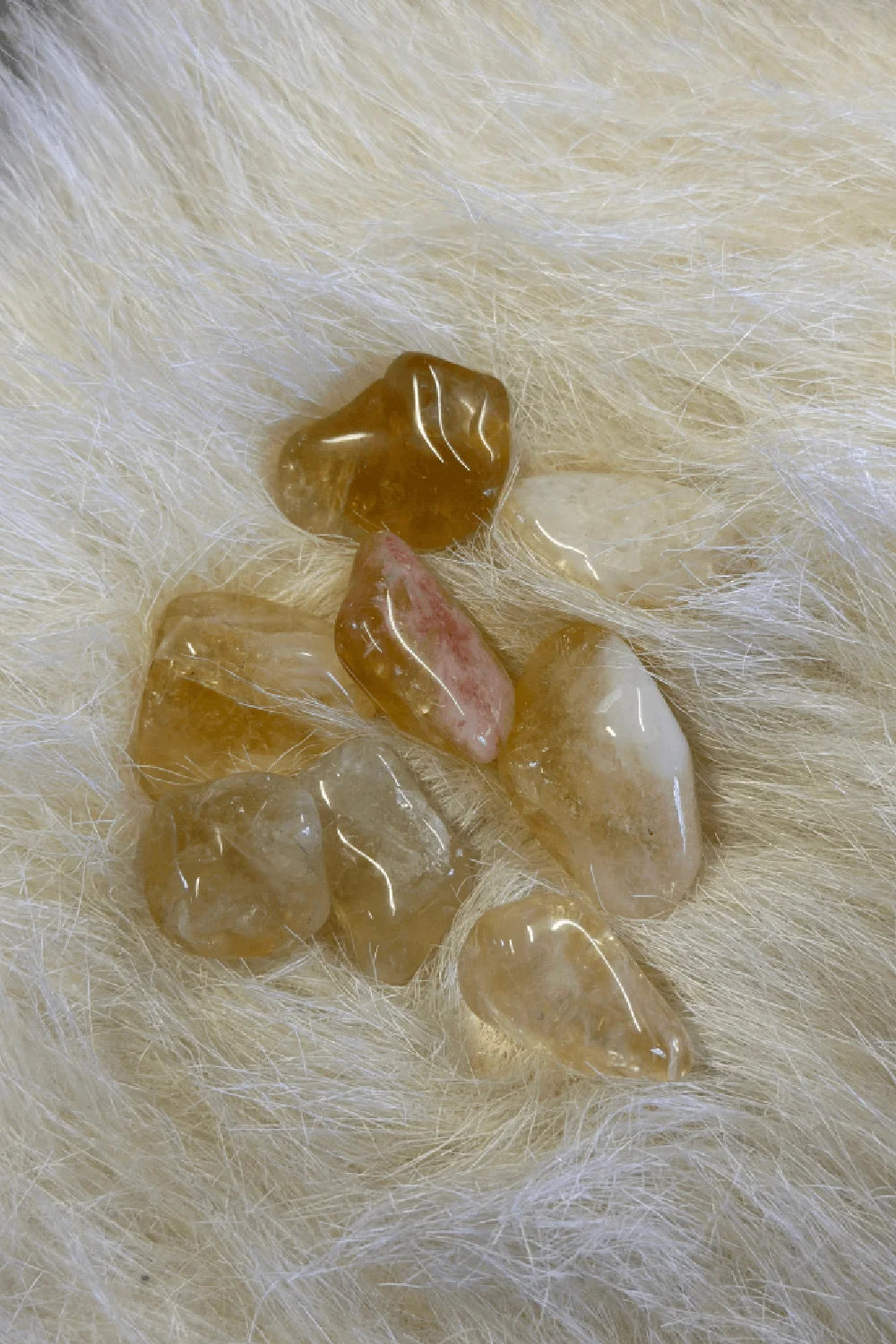 Stones & Gems / Piedras
