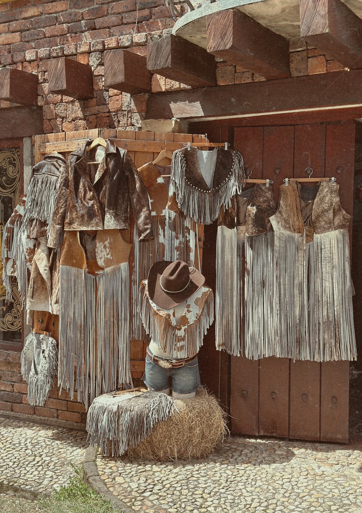 Western Leather / Piezas de Cuero